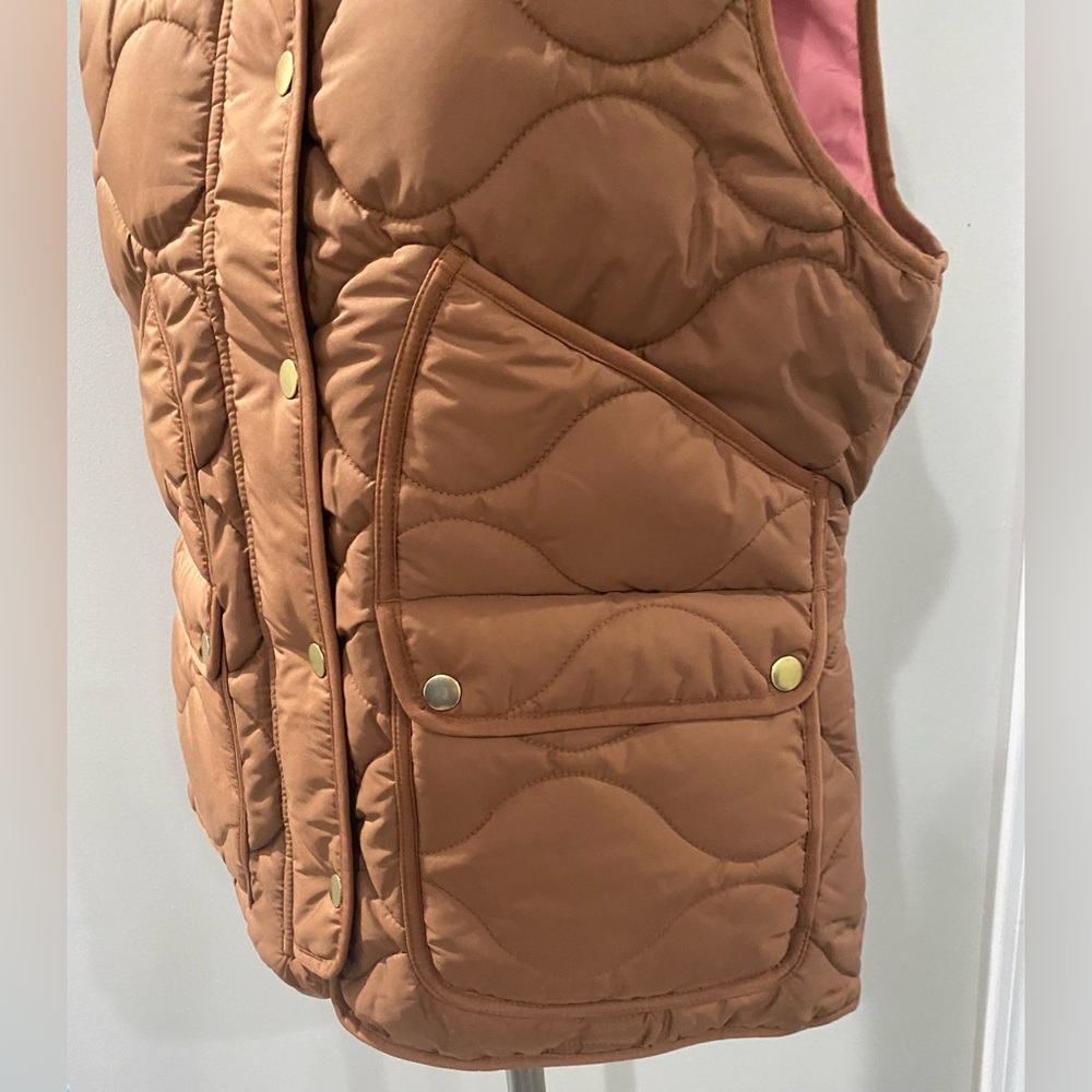 NWT! J. Crew signature Puffer Vest - Picture 5 of 8